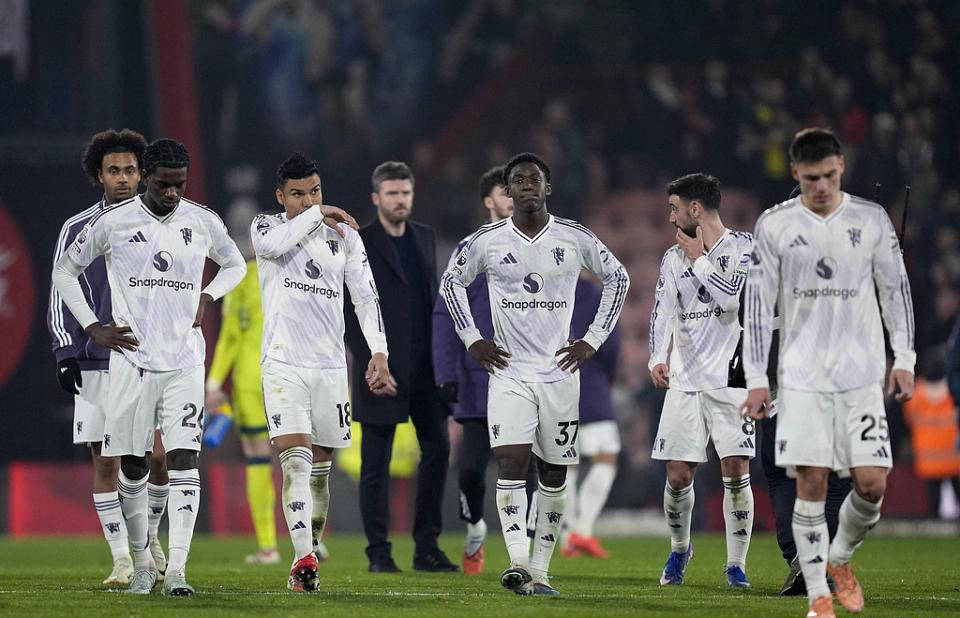 亚博体育官网-国际米兰迎英超关键赛曼联赛前扳平良机，北京首钢止住颓势备战CBA季后赛看傻球迷的简单介绍